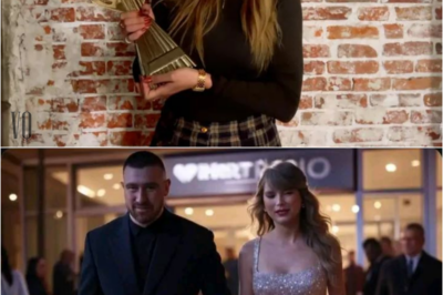 Just In:Taylor Swift Rocks Signature Red Lip and a Snake Necklace (of Course!) for Virtual 2025 iHeartRadio Music Awards Speech